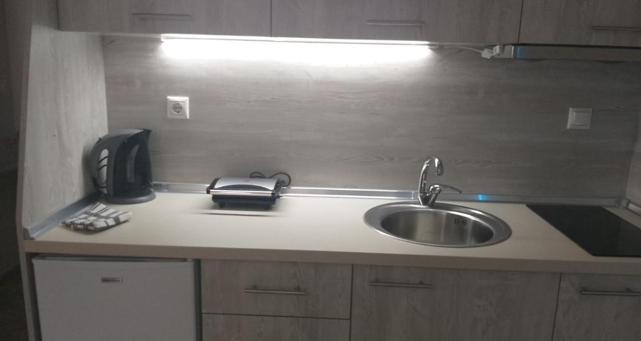 Appartamento Studio Garden Nea Kallikrateia Esterno foto