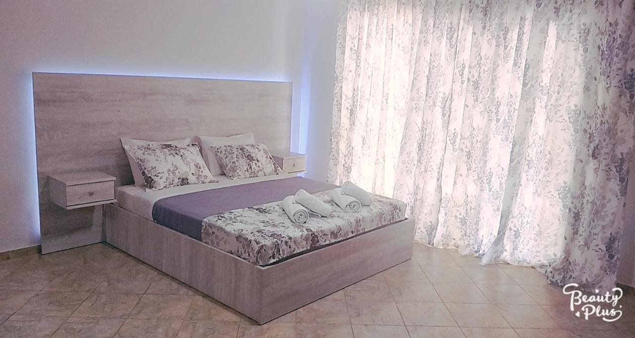 Appartamento Studio Garden Nea Kallikrateia Esterno foto