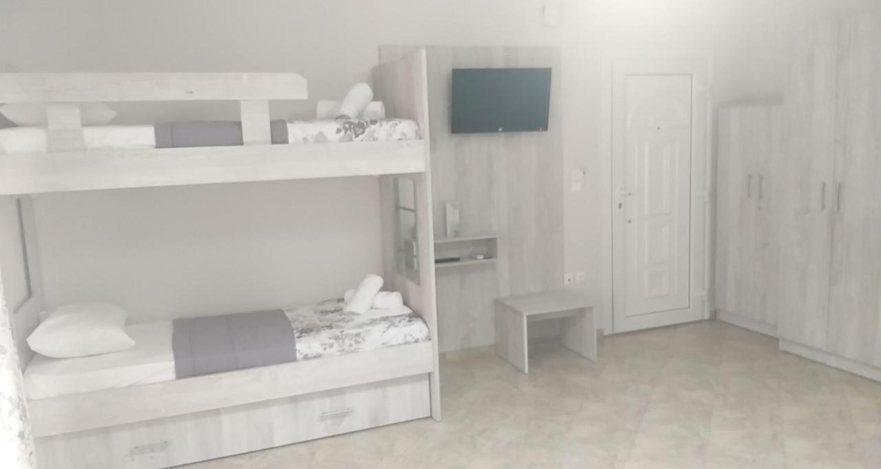 Appartamento Studio Garden Nea Kallikrateia Esterno foto